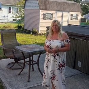 Meet your Posher, Loretta